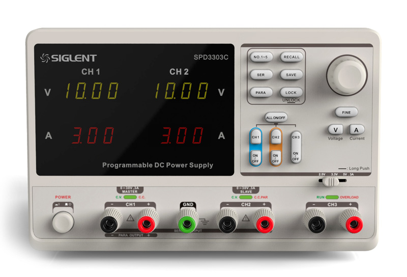 Siglent SPD3303C DC Labornetzgerät / Das SPD3303C ist ein programmierbares DC Labornetzgerät mit 3 Kanälen.