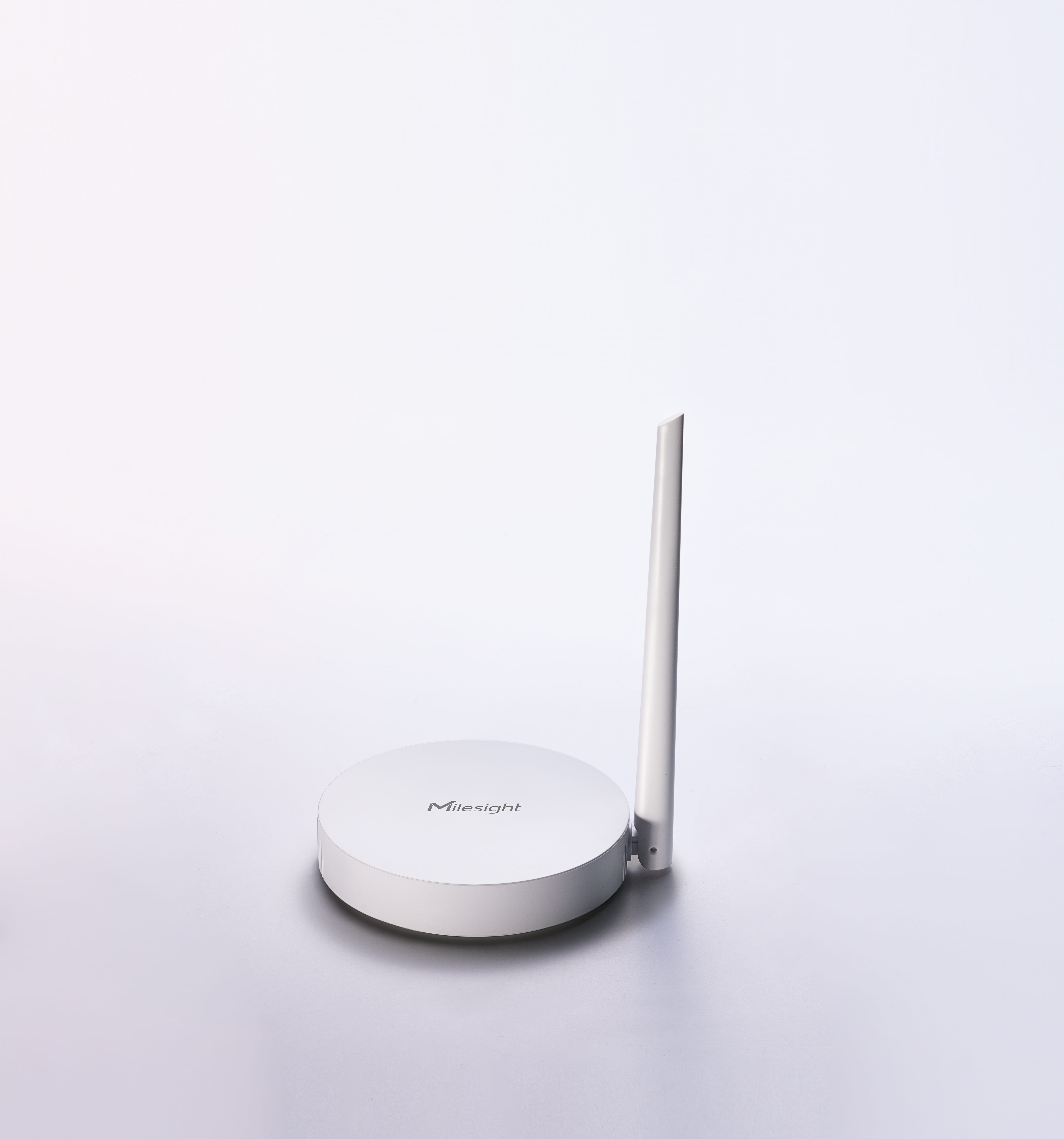 Milesight IoT Mini LoRaWAN® Gateway, UG63-L08GL-868M V2