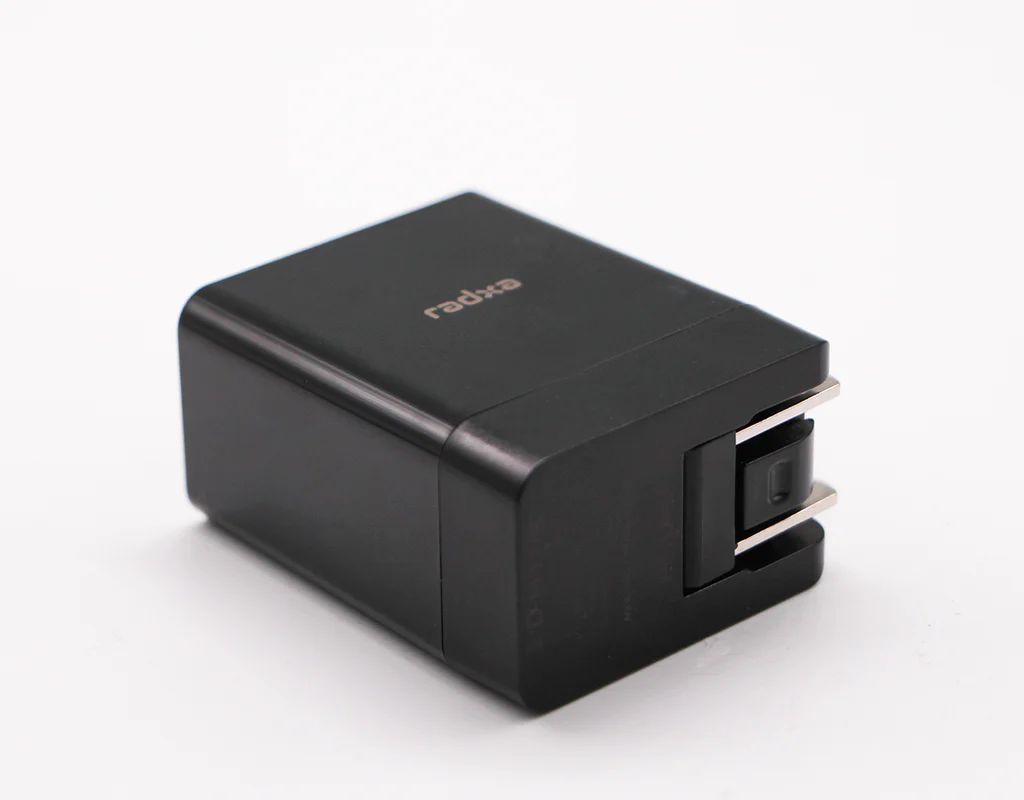 Radxa zbh. Netzteil AP002 / Radxa Power PD 30W EU (Raspberry 5 kompatibel) Radxa zbh. Netzteil AP002 / Radxa Power PD 30W EU (Raspberry 5 kompatibel)