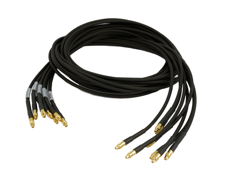 ALLDAQ zbh. ADQ-CR-MMCXM-MMCXM-8x-1m / 8 x Koaxialkabel von MMCX-Stecker auf MMCX-Stecker, Länge: 1m