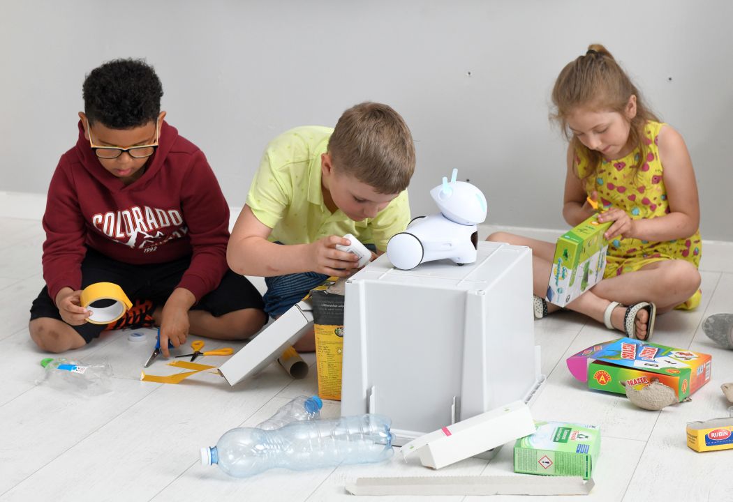 Photon Education MINT Komplettpaket Spanische Version "FrüHkindliche Bildung " Inkl. 1 Roboter Ab 6 Jahren / "Artifical Intelligence