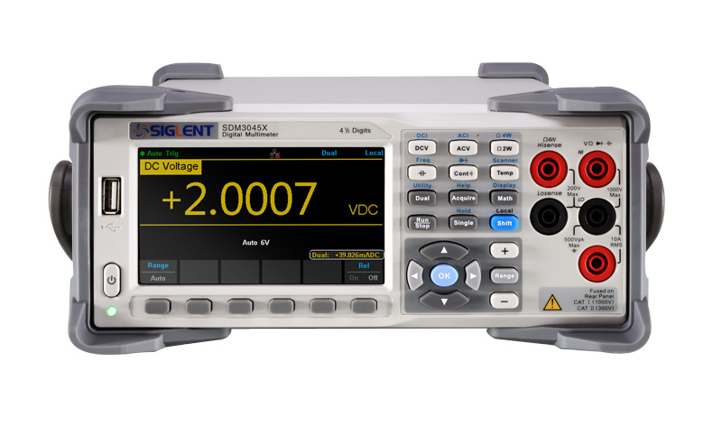 Siglent SDM3045X Digitalmultimeter / Das SDM3045X ist ein hochwertiges Digitalmultimeter mit einer Speichertiefe von 10k. Siglent SDM3045X Digitalmultimeter / Das SDM3045X ist ein hochwertiges Digitalmultimeter mit einer Speichertiefe von 10k.