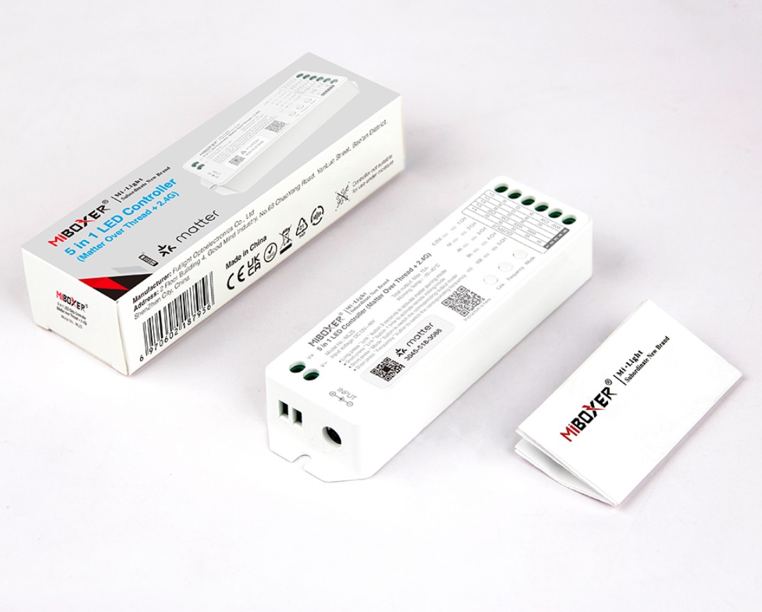 Synergy 21 LED Controller Matter-Serie 5in1 RGB-WW (RGB-CCT) DC12~24V Matter Over Thread + 2.4G *Milight/Miboxer*