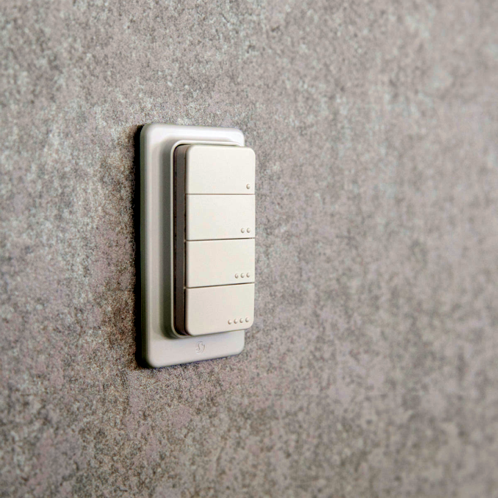 Shelly · Plug & Play · "Blu ZB RC Button 4" · Fernbedienung inkl. Magnethalter · 4-fach · 16 Aktionen · Bluetooth · Zigbee · Weiß
