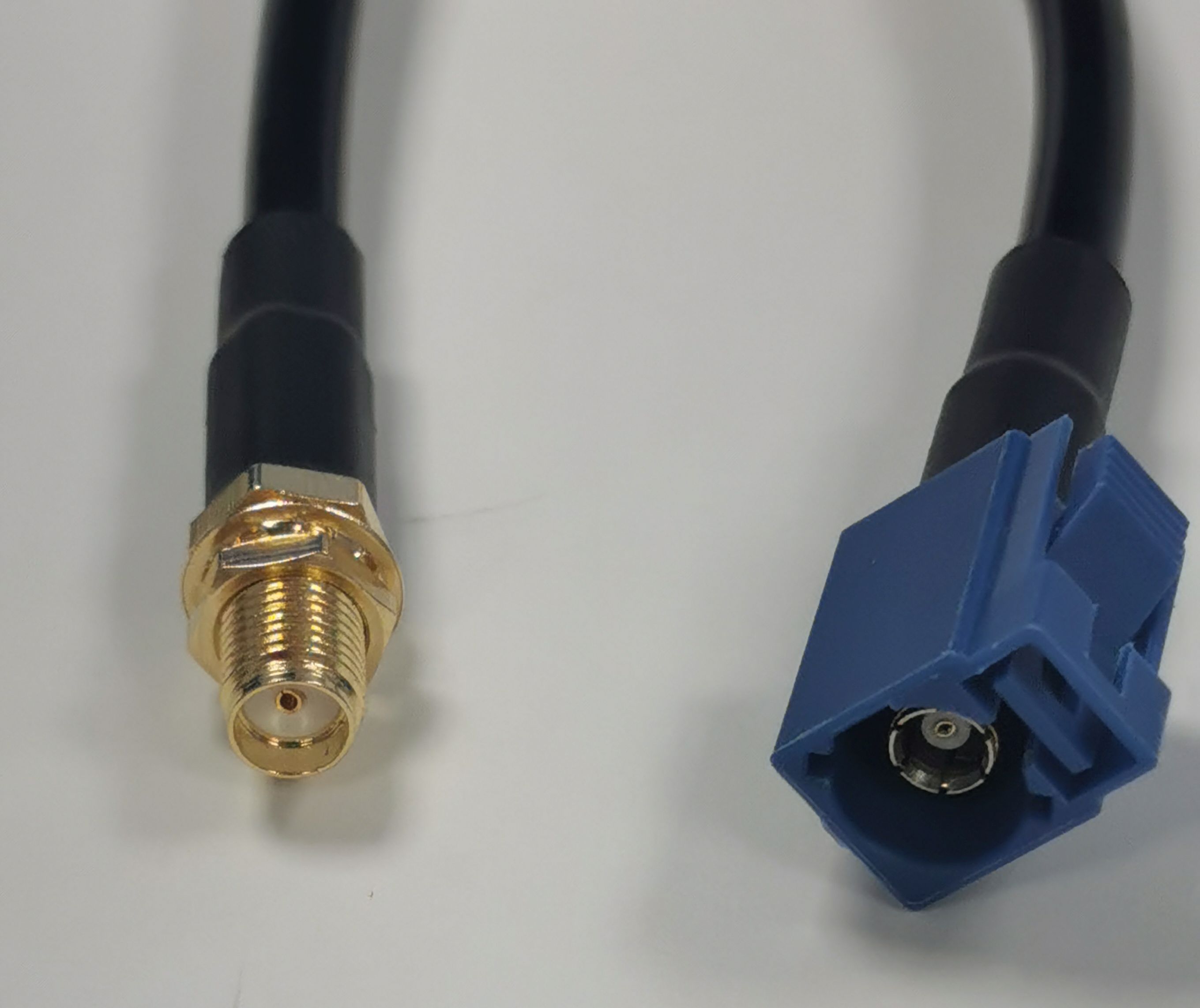 ALLNET Antennen-Kabel LMR-195 SMA(F)  Fakra (F) Signal Blue (Keycode C) 10cm