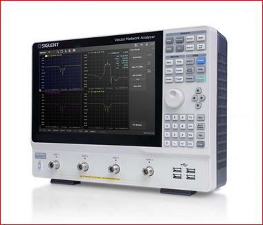 Siglent SNA5004A Vektor Netzwerkanalyzer / Das SNA5004A ist ein Vektor Netzwerkanalyzer und bietet eine Bandbreite von 8,5 GHz, sowie 4 Kanäle